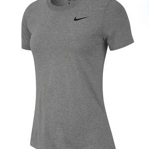 grey nike tee